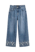 Jeans con Orlo Ricamato