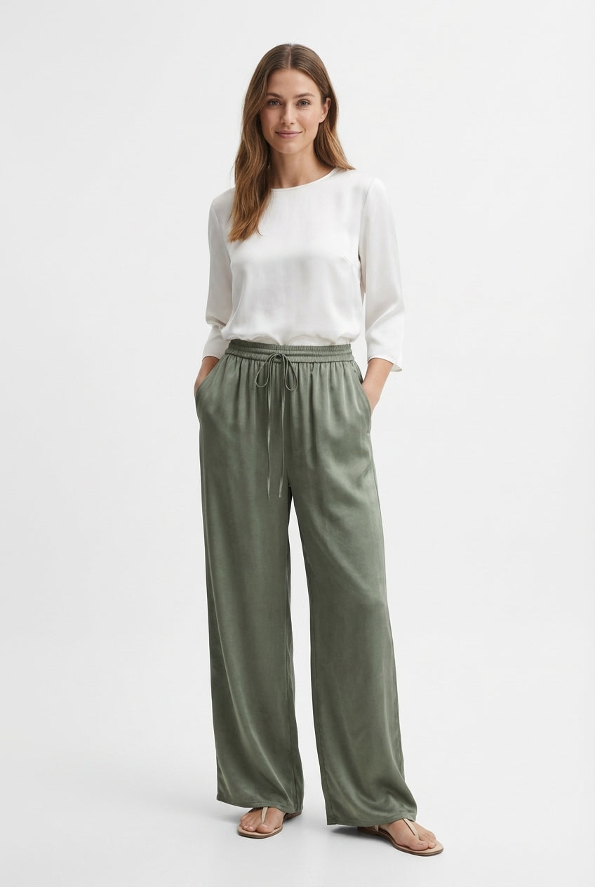 Pantaloni Wide Leg in Satin Fluido