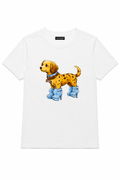 T-shirt Grafica "Cagnolino in Tacco Alto"