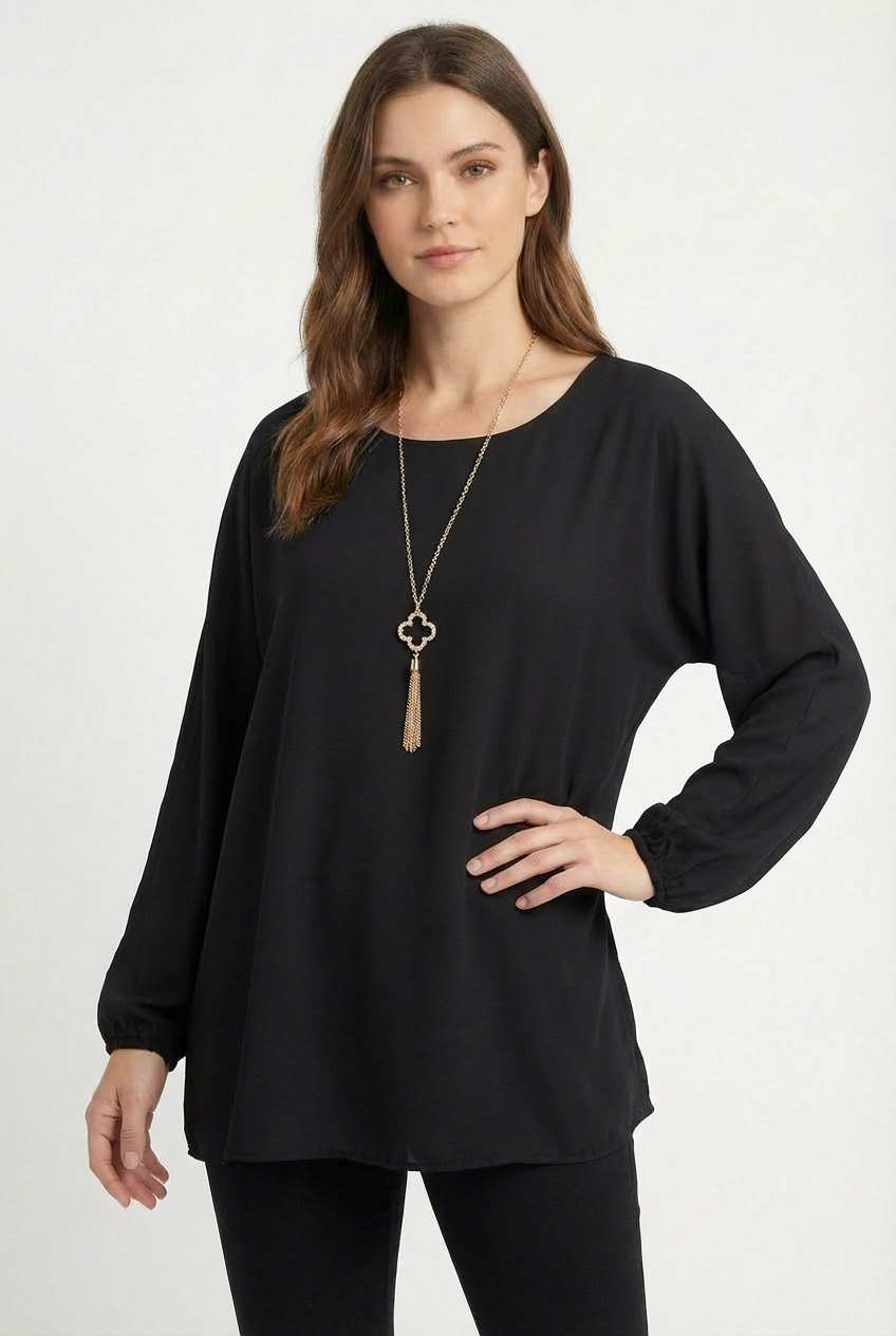 Georgette con collana abbinata