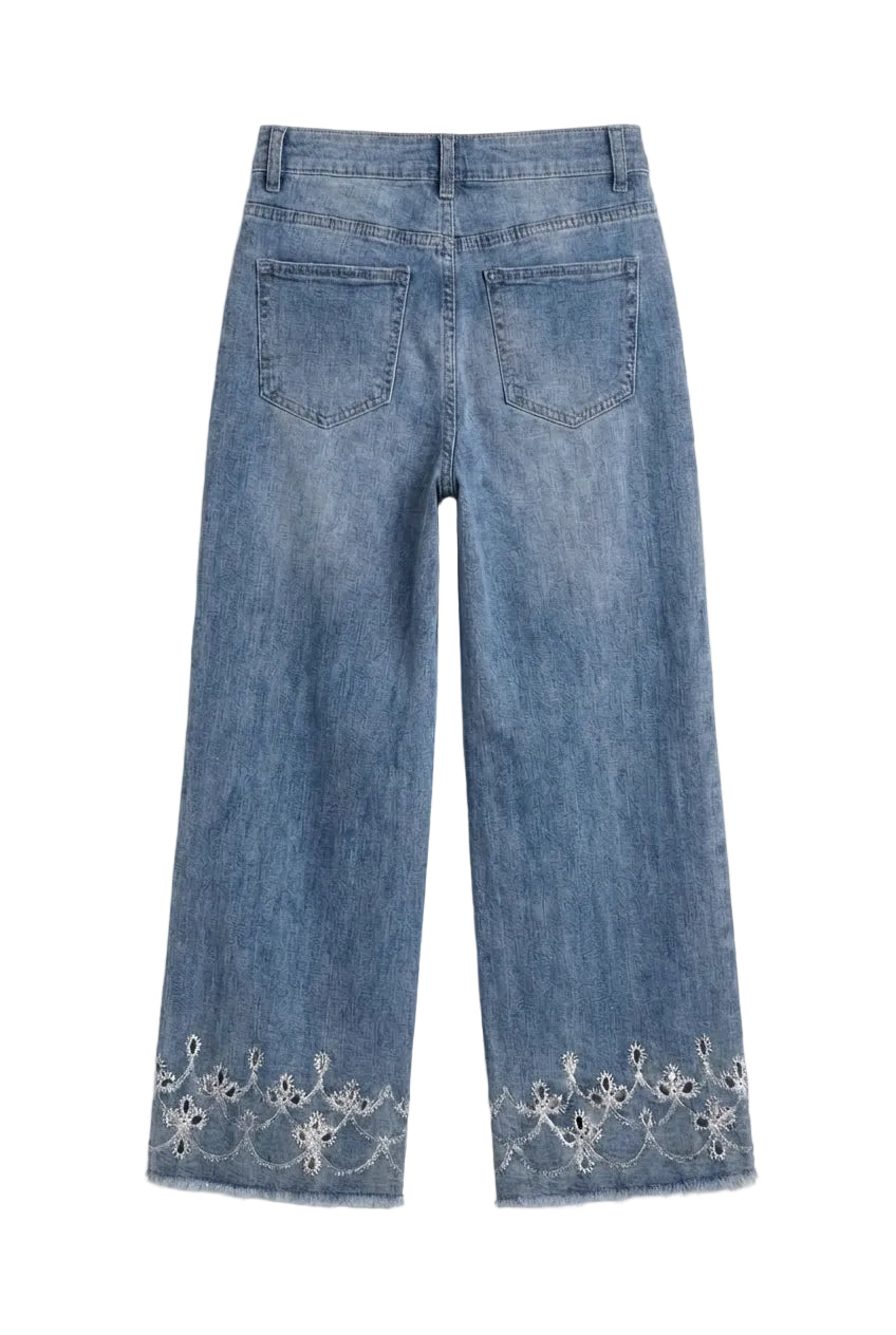 Jeans con Orlo Ricamato